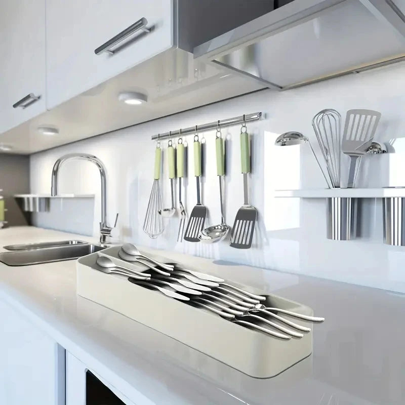 Organisateur de tiroir de cuisine pour couverts