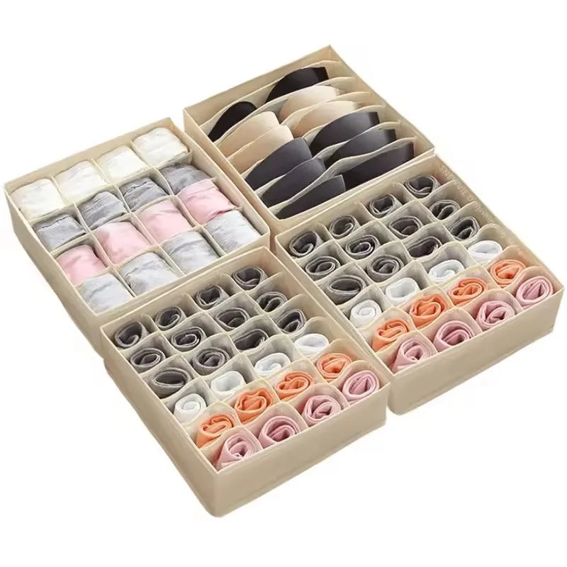 Rangement sous vêtement pliable et pratique