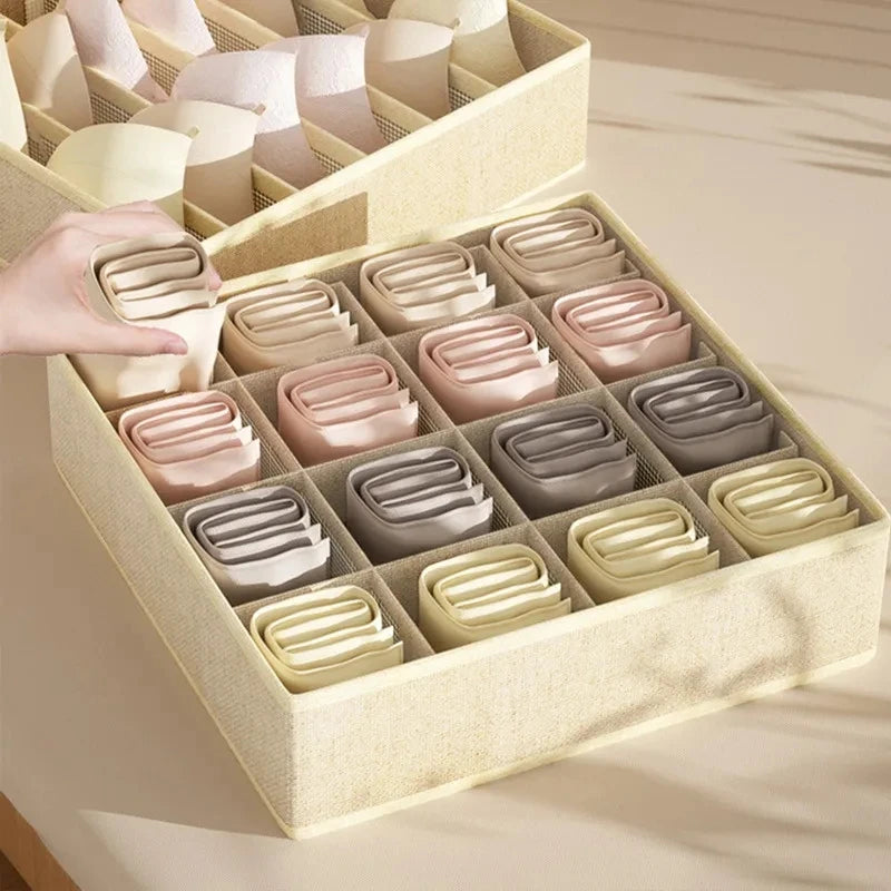 Rangement sous vêtement pliable et pratique